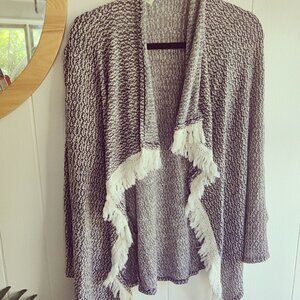 Poncho Sweater with Long Sleeves by Arizona Jeans. Full Fringe on Front Sz 16 XL